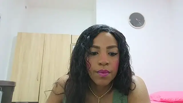 Issa Km  online show from March 10, 2026, 12:03 am