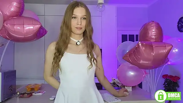 Snapshot of CutieBeauty chatting on October 25, 2025, 4:18 pm CutieBeauty online show from October 25, 2025, 4:18 pm