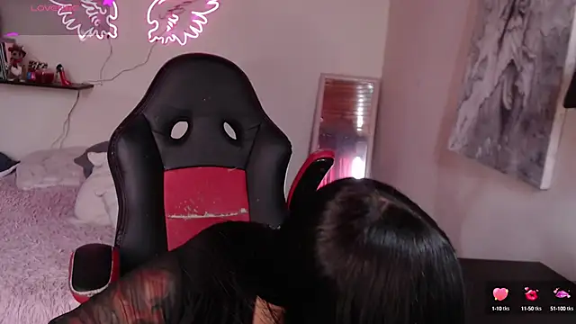 Snapshot of MissDennise chatting on October 16, 2025, 5:21 pm MissDennise online show from October 16, 2025, 5:21 pm