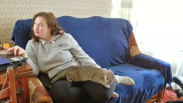 franceska blue online show from October 20, 2025, 9:43 am