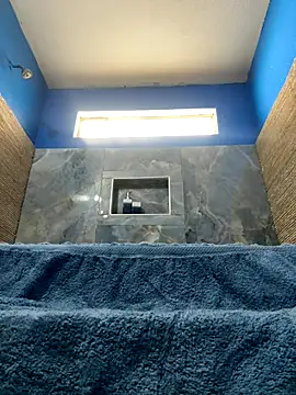 cococobanna online show from November 1, 2025, 9:52 pm