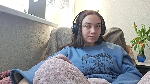 Cyndee Winter online show from March 18, 2025, 3:22 pm