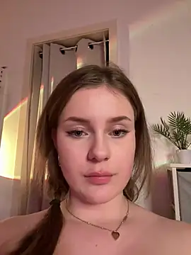 MaribelRiver online show from February 20, 2025, 11:43 pm
