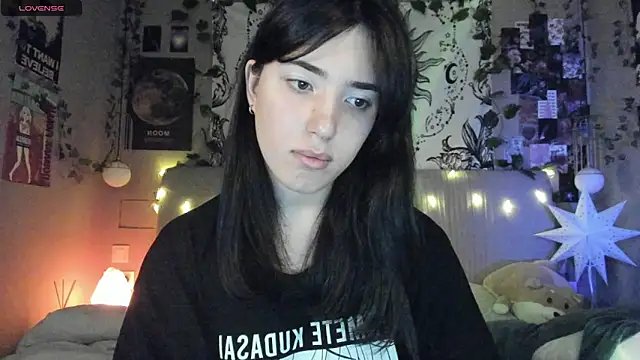 Anisawithlove online show from February 28, 2025, 4:53 pm