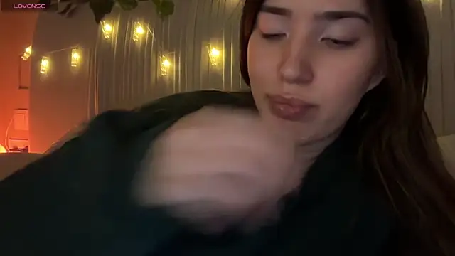 Anisawithlove online show from January 14, 2026, 10:08 am