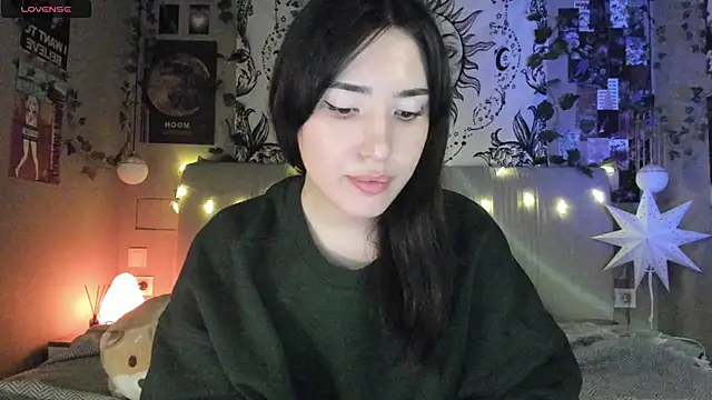 Anisawithlove online show from February 14, 2025, 3:15 pm