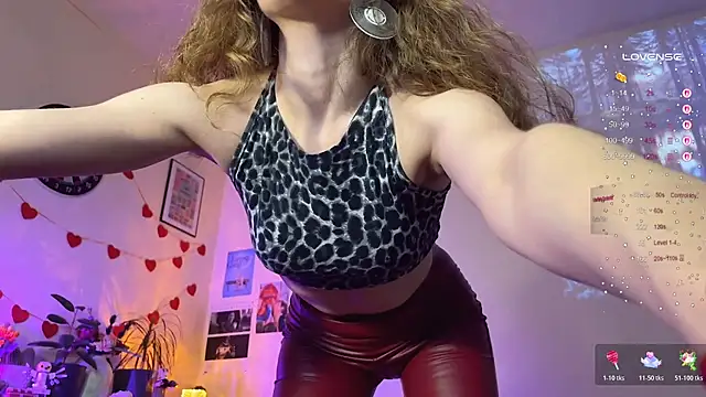 Snapshot of Just_call_me_jess1 chatting on May 5, 2026, 3:26 pm Just call me jess1 online show from May 5, 2026, 3:26 pm