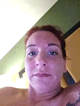 Snapshot of bella8769 chatting on March 6, 2025, 8:30 am bella8769 online show from March 6, 2025, 8:30 am