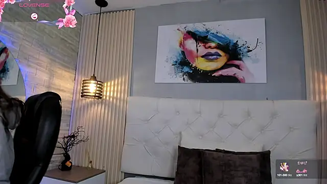 emma  smith1 online show from September 26, 2025, 12:12 pm