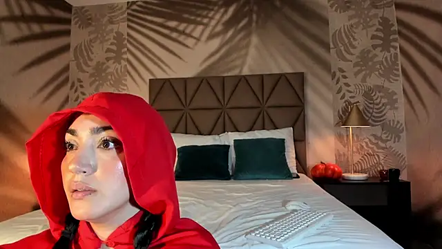 Snapshot of LIAH_IZUMI chatting on October 7, 2025, 1:12 pm LIAH IZUMI online show from October 7, 2025, 1:12 pm