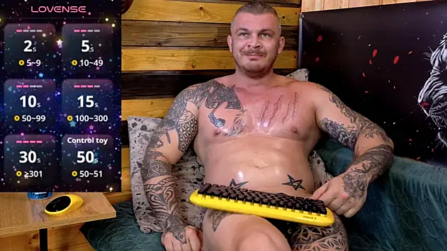 Snapshot of MrrKray chatting on July 18, 2026, 9:01 pm MrrKray online show from July 18, 2026, 9:01 pm