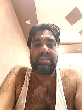 Snapshot of lund_lol chatting on October 27, 2025, 12:28 pm lund lol online show from October 27, 2025, 12:28 pm