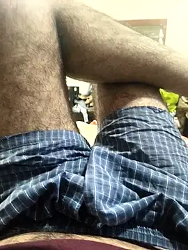 Snapshot of lund_lol chatting on November 12, 2025, 6:50 am lund lol online show from November 12, 2025, 6:50 am