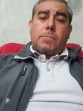 Snapshot of Manolete007x chatting on February 26, 2026, 11:05 pm Manolete007x online show from February 26, 2026, 11:05 pm