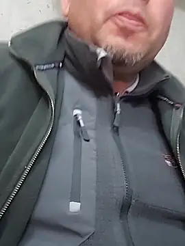 Snapshot of Manolete007x chatting on May 14, 2026, 11:02 pm Manolete007x online show from May 14, 2026, 11:02 pm
