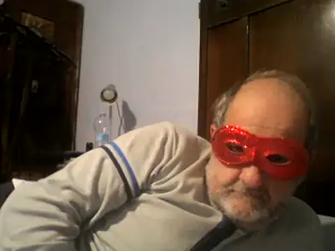 Snapshot of Geppo5911 chatting on December 15, 2025, 1:28 pm Geppo5911 online show from December 15, 2025, 1:28 pm