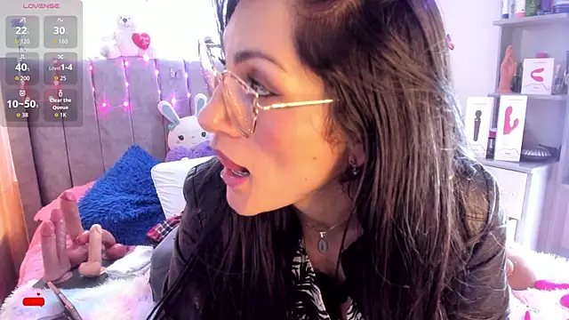 Snapshot of Rapunzeell_ chatting on October 21, 2025, 8:30 pm Rapunzeell online show from October 21, 2025, 8:30 pm