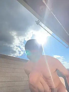 Snapshot of issy19 chatting on February 26, 2026, 5:51 am issy19 online show from February 26, 2026, 5:51 am