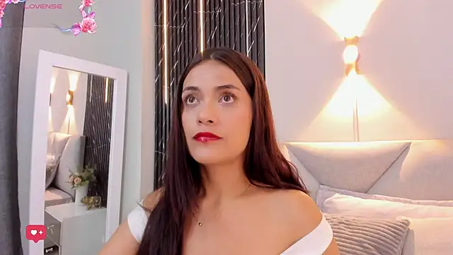 Snapshot of katrina_kaif_x chatting on May 27, 2026, 7:21 pm katrina kaif x online show from May 27, 2026, 7:21 pm