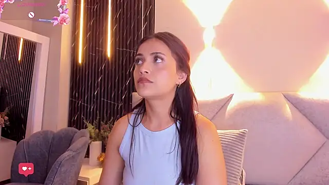 Snapshot of katrina_kaif_x chatting on March 2, 2026, 7:32 pm katrina kaif x online show from March 2, 2026, 7:32 pm