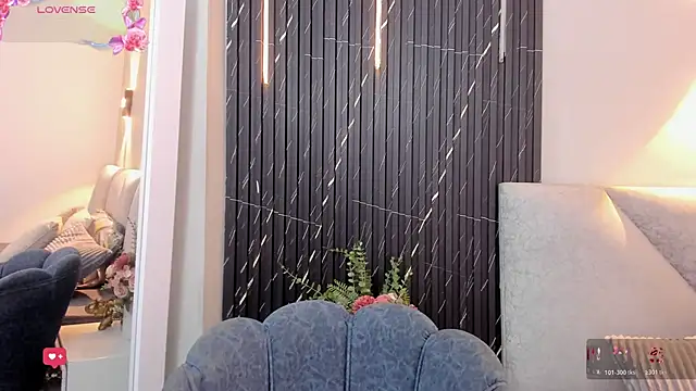 Snapshot of katrina_kaif_x chatting on February 5, 2026, 7:21 pm katrina kaif x online show from February 5, 2026, 7:21 pm