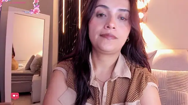 Snapshot of katrina_kaif_x chatting on March 20, 2026, 7:59 pm katrina kaif x online show from March 20, 2026, 7:59 pm