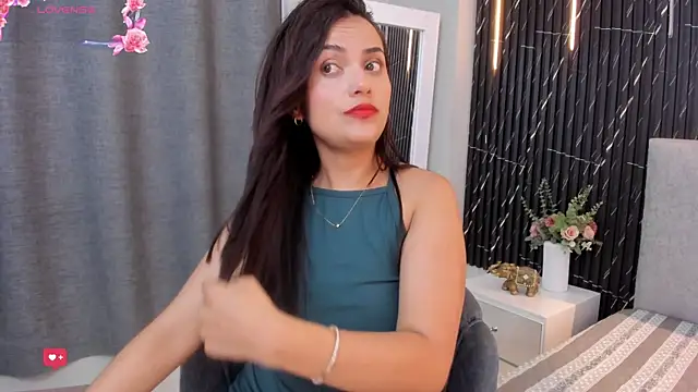 Snapshot of katrina_kaif_x chatting on May 15, 2026, 7:34 pm katrina kaif x online show from May 15, 2026, 7:34 pm