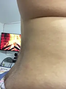 Snapshot of TheKing6ix9ine69 chatting on October 31, 2025, 4:20 am TheKing6ix9ine69 online show from October 31, 2025, 4:20 am