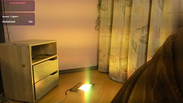 Snapshot of lanna_bx chatting on March 8, 2026, 2:04 am lanna bx online show from March 8, 2026, 2:04 am