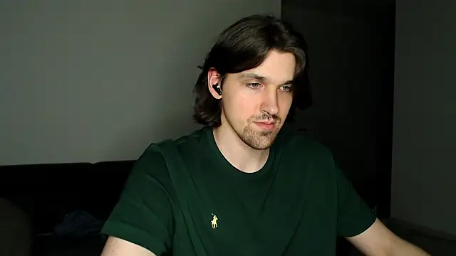 Snapshot of boy_next_door_1 chatting on June 16, 2026, 10:32 pm boy next door 1 online show from June 16, 2026, 10:32 pm