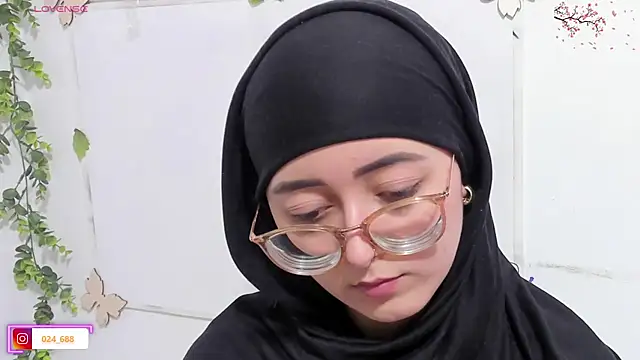 aysel elid online show from November 24, 2025, 11:49 pm