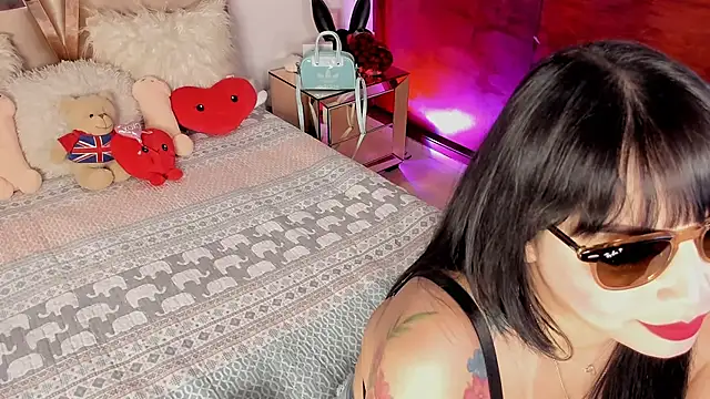 Nikole66  online show from February 22, 2025, 1:11 am