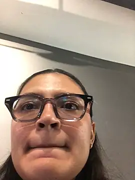 Snapshot of Gia_Mazzon chatting on May 8, 2026, 3:27 pm Gia Mazzon online show from May 8, 2026, 3:27 pm