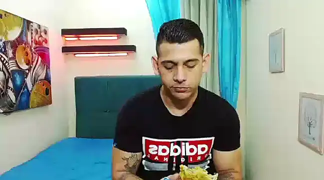 master monstercock  online show from March 10, 2025, 3:23 am