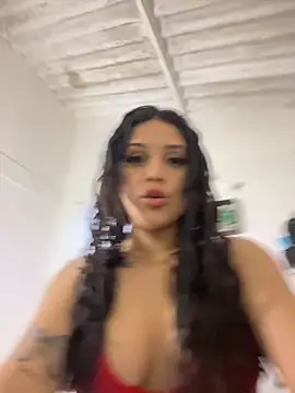 Snapshot of violet-333 chatting on October 9, 2025, 5:24 pm violet-333 online show from October 9, 2025, 5:24 pm