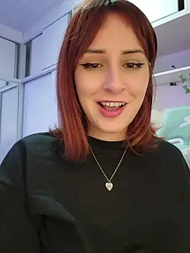 Snapshot of Ahrya_ chatting on June 11, 2026, 12:32 am Ahrya online show from June 11, 2026, 12:32 am