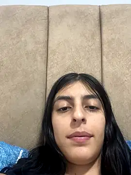 Snapshot of cristel_17 chatting on November 22, 2025, 12:32 am cristel 17 online show from November 22, 2025, 12:32 am