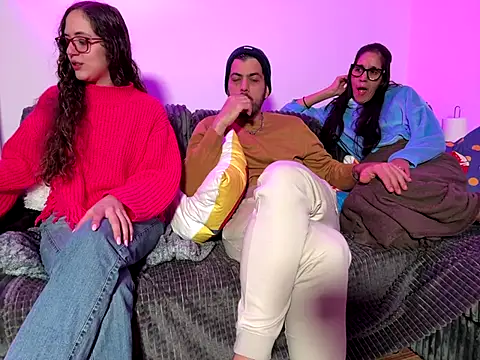 Snapshot of barfantasy chatting on November 16, 2025, 10:53 am barfantasy online show from November 16, 2025, 10:53 am