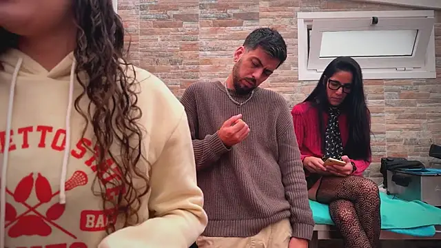 Snapshot of barfantasy chatting on November 22, 2025, 11:31 am barfantasy online show from November 22, 2025, 11:31 am