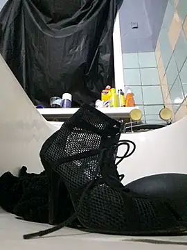 WhoreAnalsssxxx online show from February 11, 2026, 7:47 pm