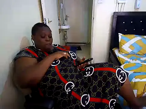 Sweetthick001 online show from May 1, 2026, 10:53 am