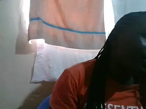 Liqueeny online show from September 14, 2025, 8:37 am