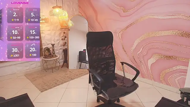 Snapshot of meliboobs_ chatting on October 17, 2025, 8:54 pm meliboobs online show from October 17, 2025, 8:54 pm