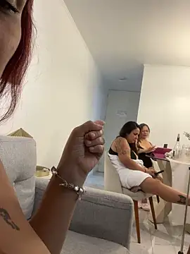 Snapshot of LISA_BULLOCK_ chatting on November 21, 2025, 7:40 am LISA BULLOCK online show from November 21, 2025, 7:40 am