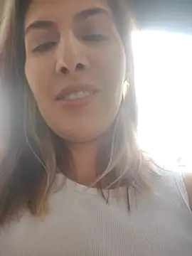 scarlett moore online show from April 22, 2026, 3:52 pm