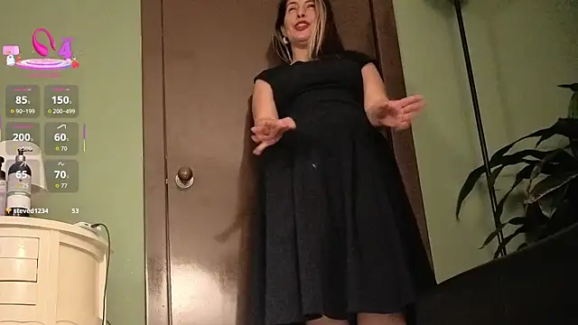 scarlett moore online show from July 28, 2026, 4:39 pm