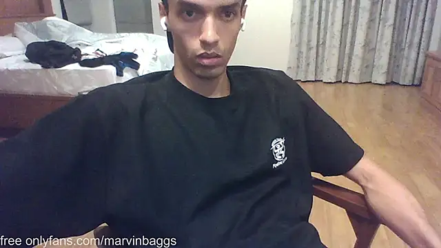 Snapshot of rippedbutskinny chatting on December 11, 2024, 4:09 pm rippedbutskinny online show from December 11, 2024, 4:09 pm