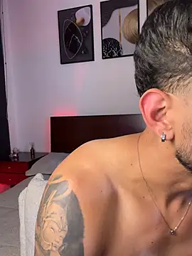 Snapshot of AxelKing1326 chatting on March 8, 2026, 1:44 am AxelKing1326 online show from March 8, 2026, 1:44 am