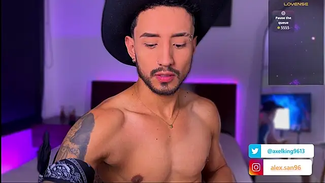 Snapshot of AxelKing1326 chatting on November 15, 2025, 10:03 pm AxelKing1326 online show from November 15, 2025, 10:03 pm