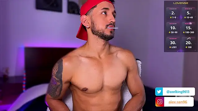 Snapshot of AxelKing1326 chatting on October 22, 2025, 11:14 pm AxelKing1326 online show from October 22, 2025, 11:14 pm